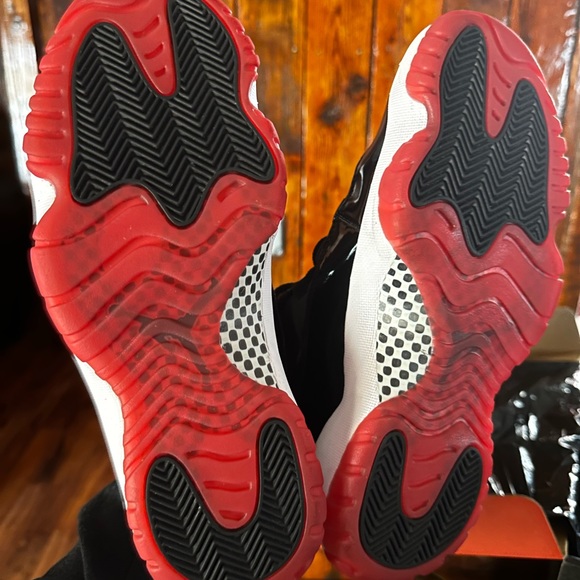 Jordan 11 Retro ‘Bred’ - Picture 8 of 9